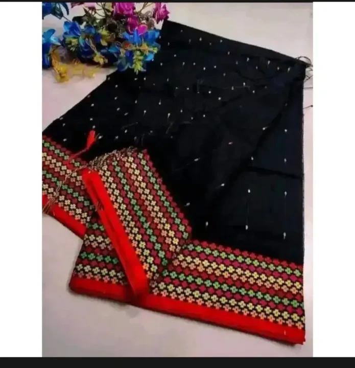 Popcorn Khesh Saree with Plus Par Design