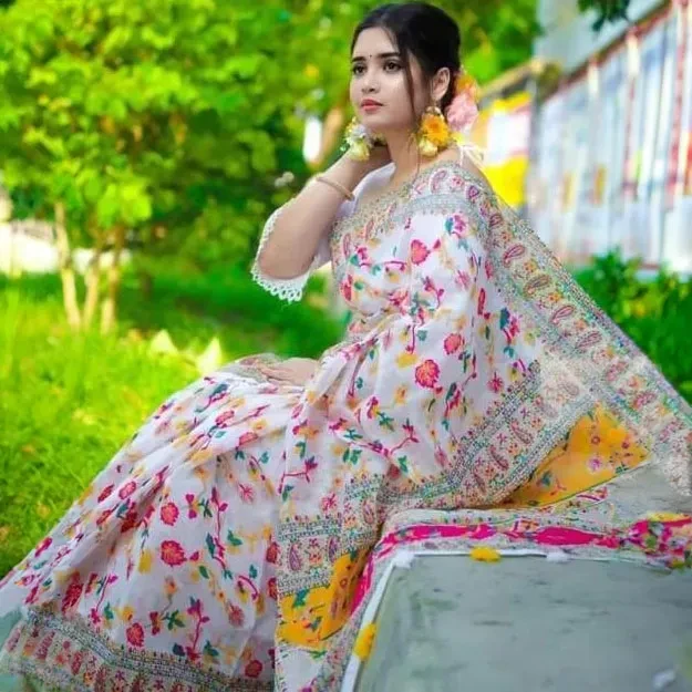 Trendy Fashionable Afsan Print Saree for Women