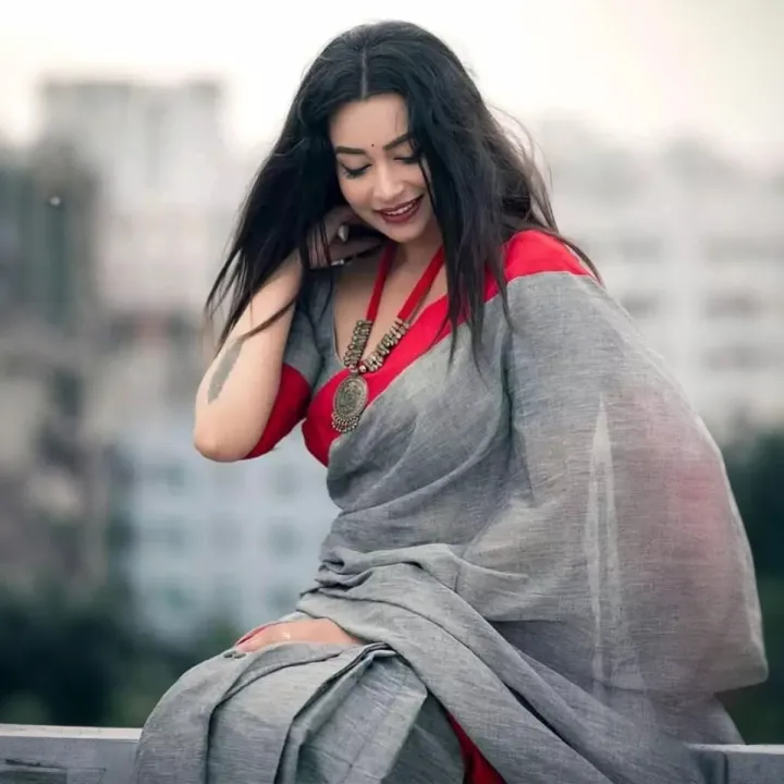 Attractive Ash & Red Cotton Saree for Women – Modern Elegant Design | শাড়ি